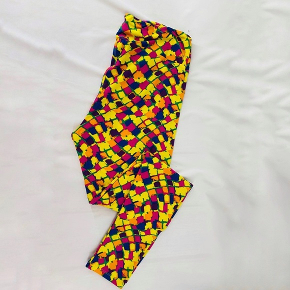 LuLaRoe Pants - Lularoe Neon Printed Tall & Curvy Leggings